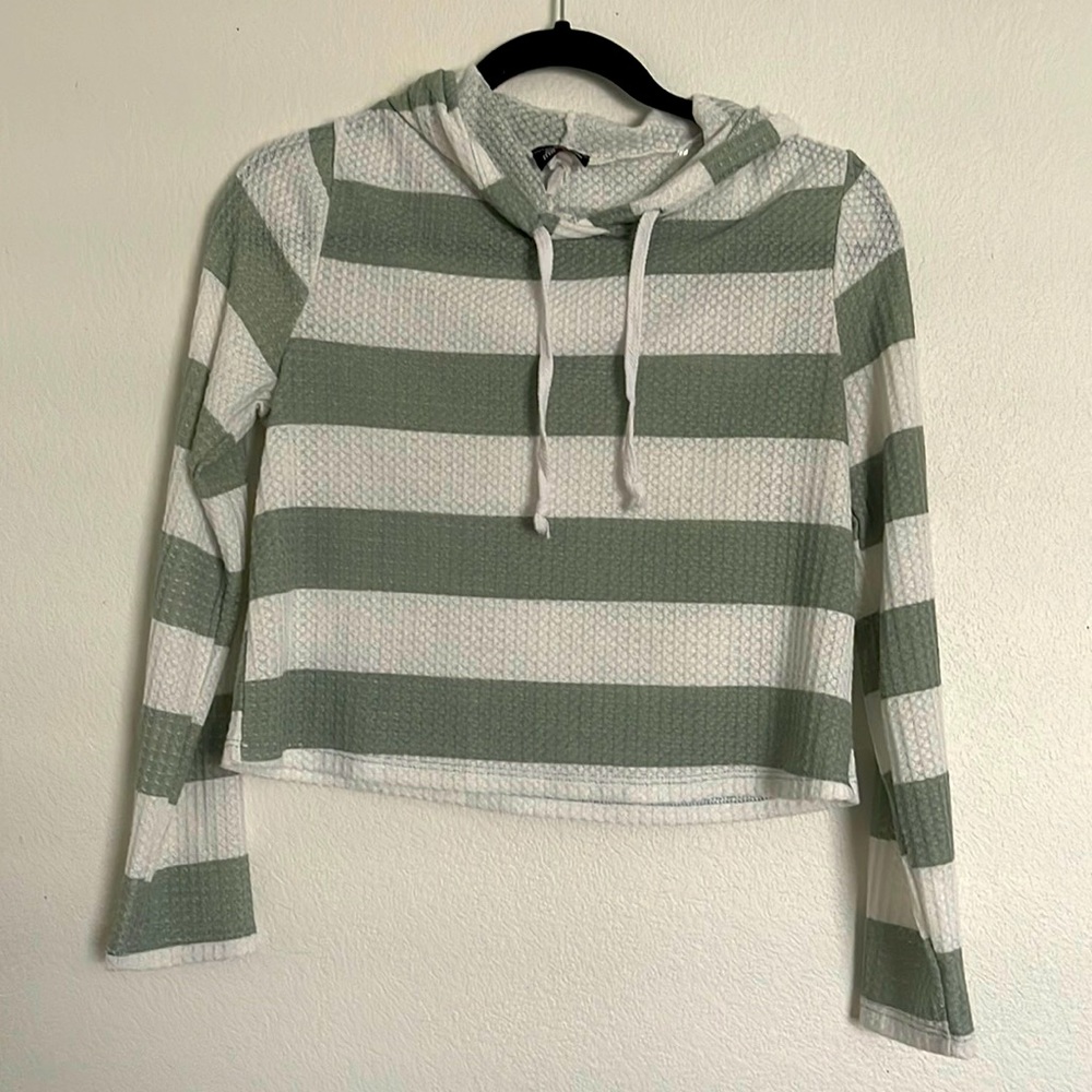 Cropped beach hoodie